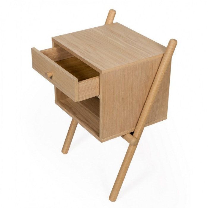 Wiru 1D naktinė lentyna (2 atspalviai) Wiru 1D naktinė lentyna (2 atspalviai)